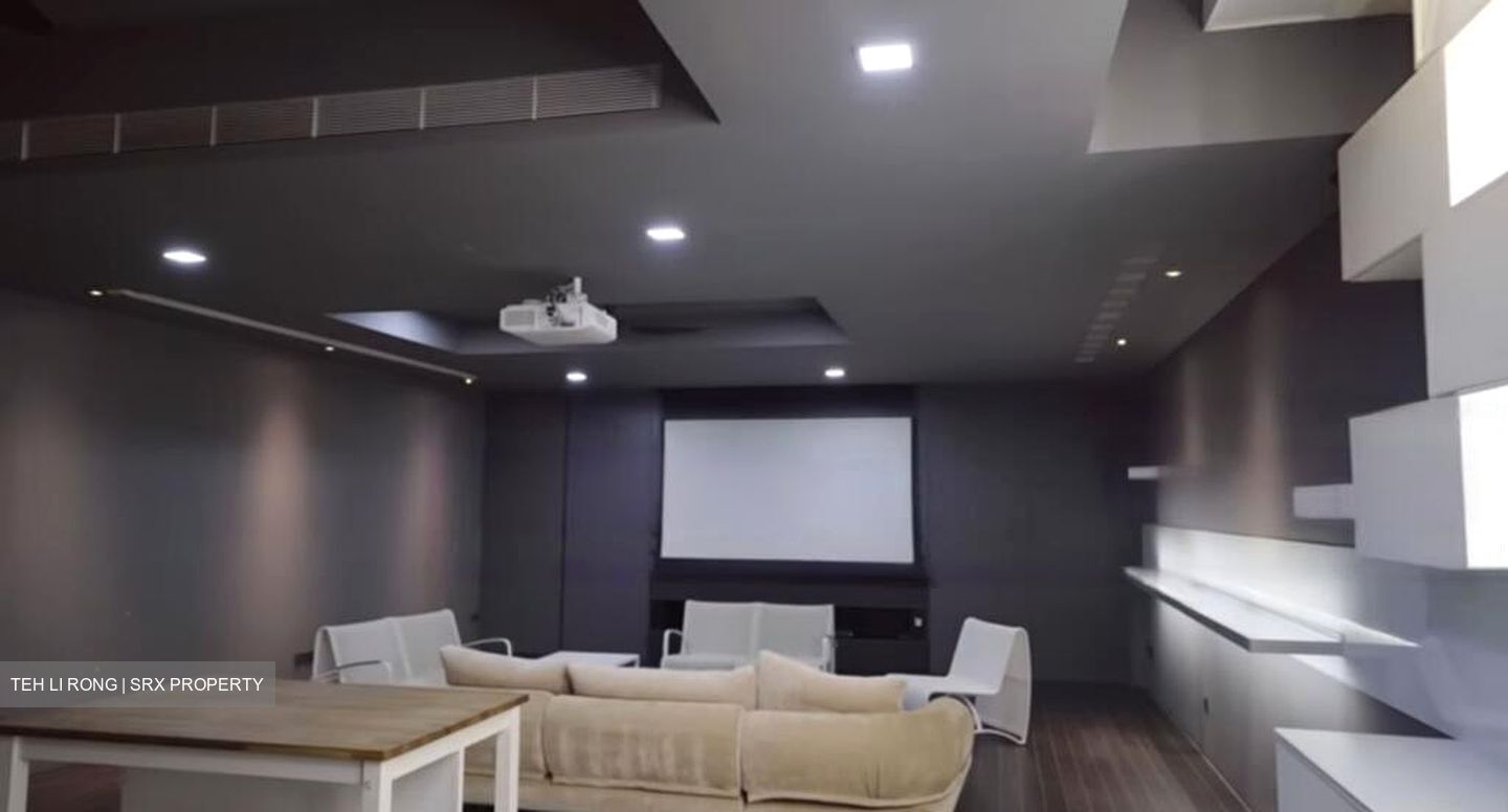 Jalan Elok (D9), Terrace #455933451